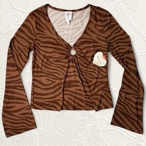 NWT Self Esteem Women’s Brown Zebra Print Long Sleeve Top Keyhole Detail Size M